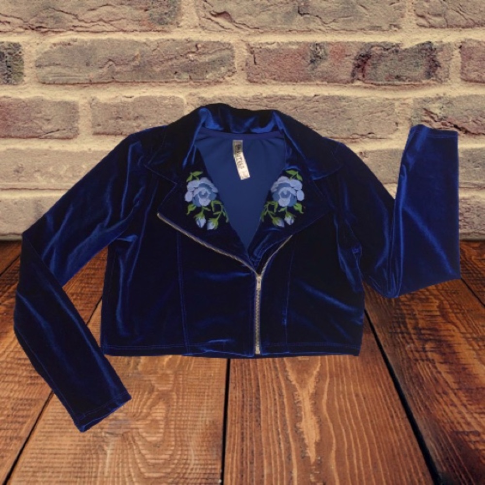 Girls velvet jacket with pretty floral design
